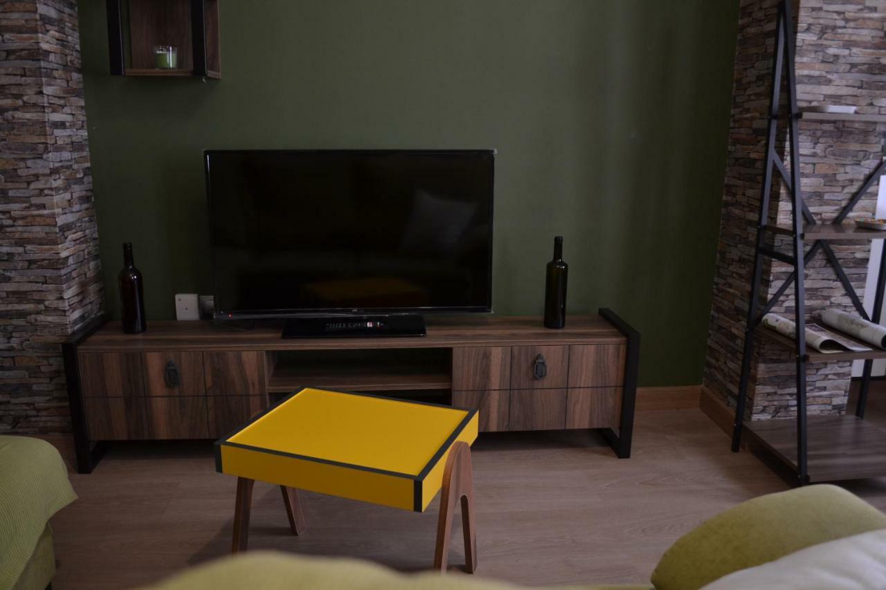 Apartamento Puerta Del Pirineo Sabiñánigo Exterior foto